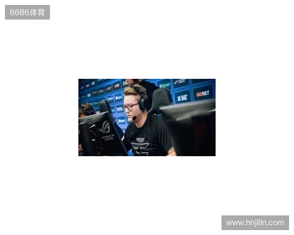 英超本轮最佳球员候选：埃泽、皮克福德、桑托斯入选